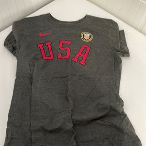 Nike tee small